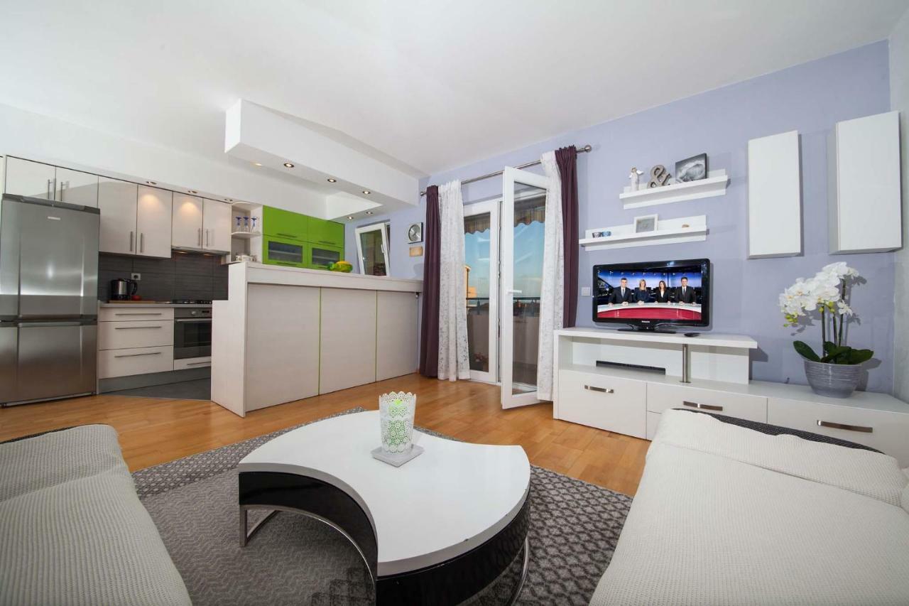 Apartment Sarena Makarska Ngoại thất bức ảnh