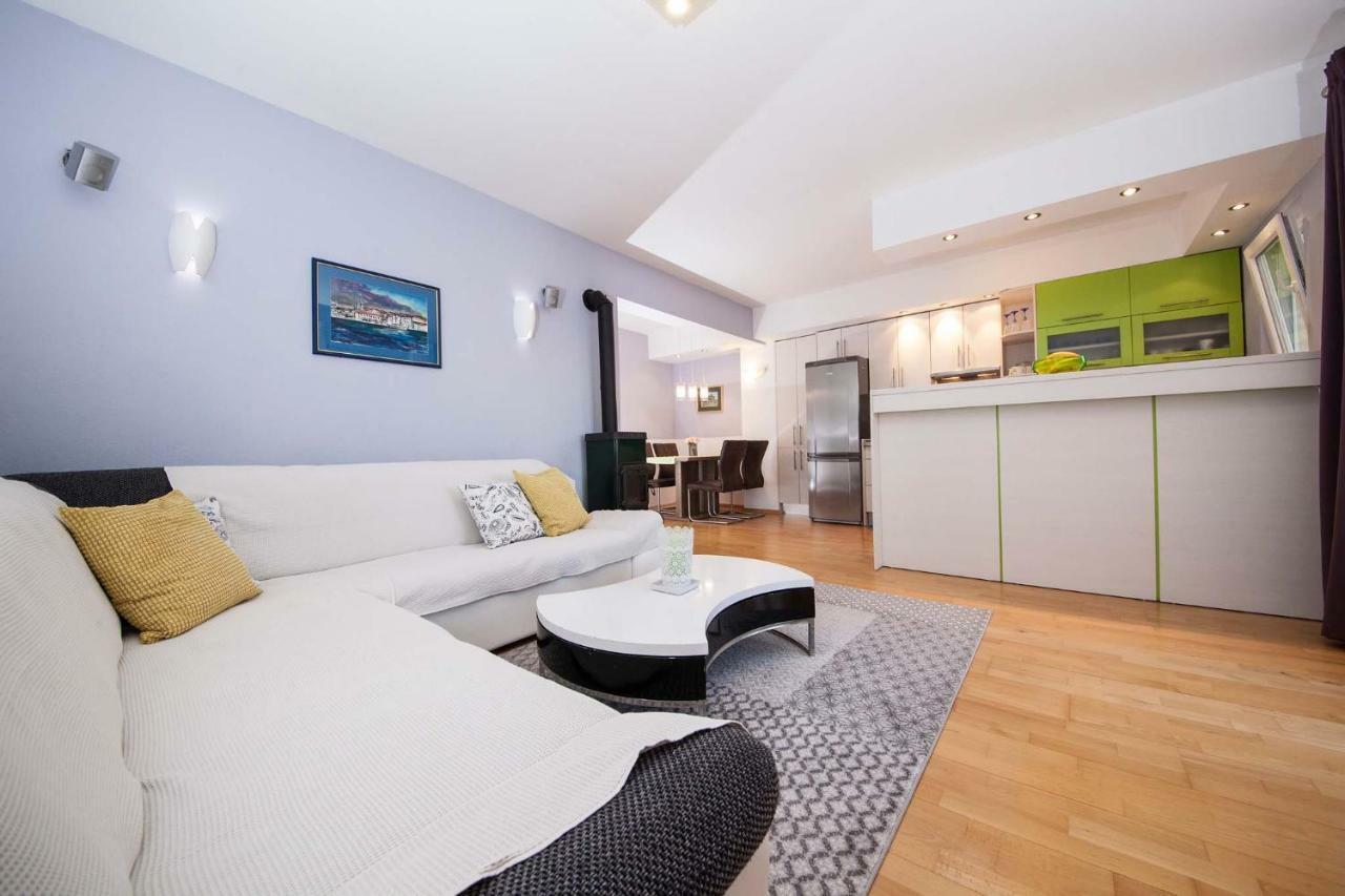 Apartment Sarena Makarska Ngoại thất bức ảnh