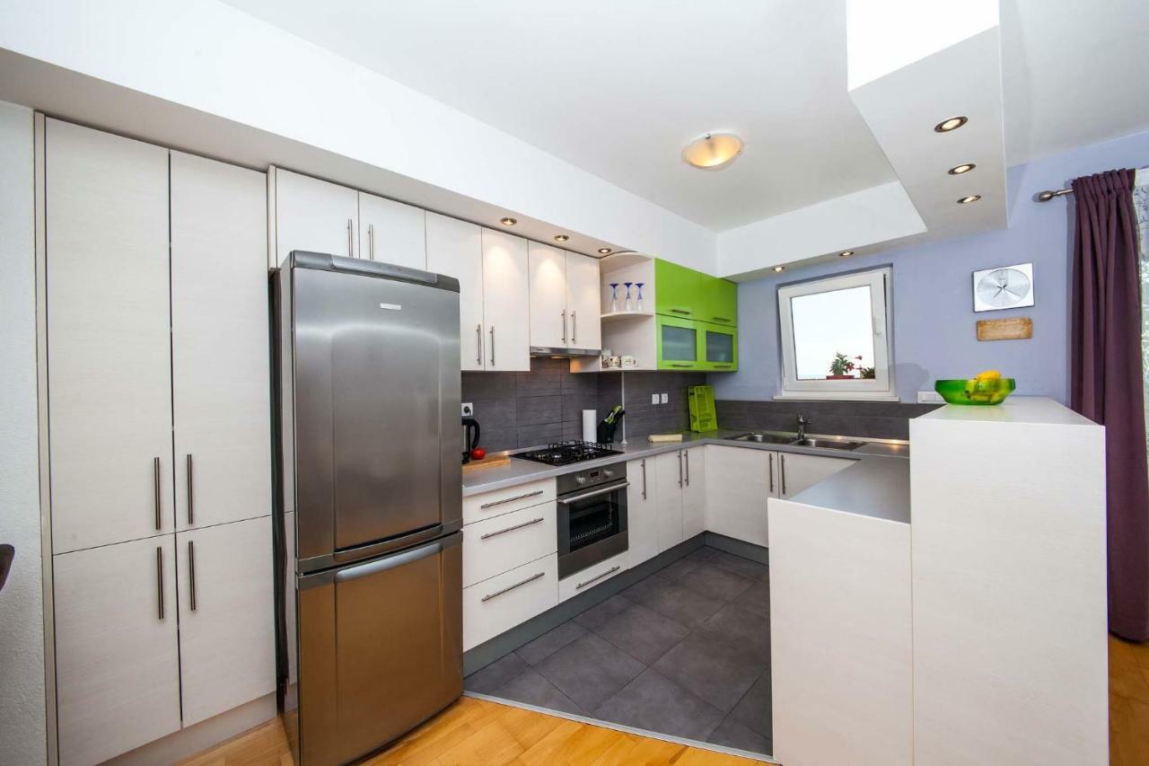 Apartment Sarena Makarska Ngoại thất bức ảnh